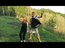 а ты не бойся я буду всегда с тобой Etu Pesnyu Ishut Vse 2018 Vsyo Ravno Ty Budesh Moj Na Bayane Youtube Pesni Muzyka Viit