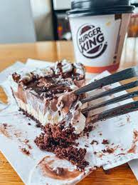 When they first rolled out, the internet went crazy. Burger King S Famous Hershey S Sundae Pie Is Making A Comeback And It Ll Be A Permanent Menu Kl Foodie