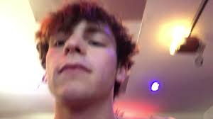 Darius Mitchell (@DariusM01863910)