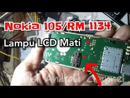 Jalur putih tersambung ke titik sudut kiri atas chip. Nokia 105 Rm1134 Lampu Led Tidak Menyala Teknisihape Com