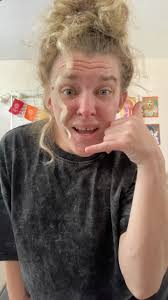 6SE 📲 15Pro , ., ., ., #letmeupgradeya #newphonewhodis #scoliosis  #lidobeach #disabilityrepresentation #plainjayne