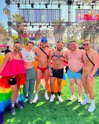 A little 🏳️‍🌈🏳️‍⚧️ throwback