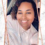 Glorybee Perez's Instagram, Twitter & Facebook