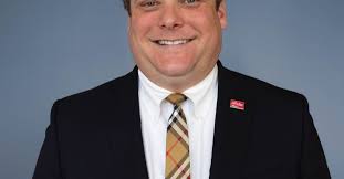 Travis Burk's Instagram, Twitter & Facebook