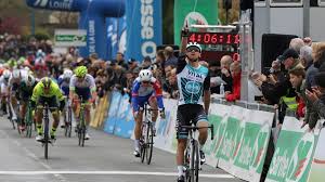 Au menu, 14 spéciales au programme pour un total de 234,62 km, soit une nette amélioration par rapport à l'an passé où seulement 192. Les Boucles De La Mayenne 2019 Un Joli Plateau De Sprinteurs Pour Une Edition Indecise