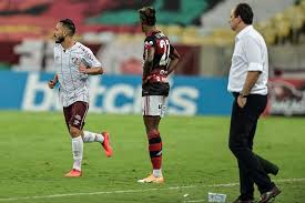Atenção interessados em cobrir fluminense x junior barranquilla. Fluminense Vira Sobre O Flamengo No Fim E Vence Classico