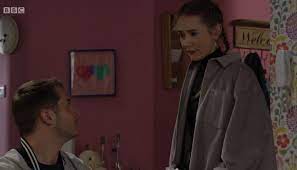 This happen to me every single times, i got hang up last week for doing this i always try to contact companies online. Eastenders Here S Where You May Recognise Rose Ayling Ellis From