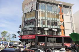 Kalau raya tu, fuhhhh jammed bangi sentral. Tempat Syiok Bangi Sentral Syurga Para Hijabster