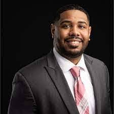 Adrian Kendrick's Instagram, Twitter & Facebook