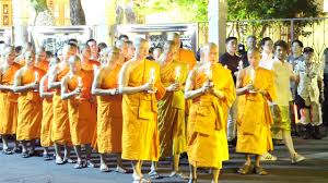 Walking around the temple with candles online. à¸§ à¸™à¸¡à¸²à¸†à¸š à¸Šà¸²2560 à¸ž à¸˜ à¹€à¸§ à¸¢à¸™à¹€à¸— à¸¢à¸™ Youtube