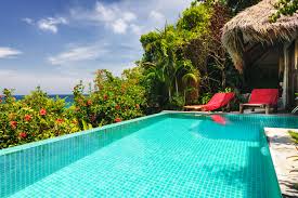 381 häuser stehen in phuket zum verkauf. Die Schonsten Strandvillen Auf Phuket Urlaubsguru De
