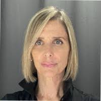 Stacey Sumner's Instagram, Twitter & Facebook