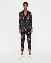 Black And White Floral Suit Harry Styles Must Have Pant Suits Suits For Women Womens Floral Suit Zara Suits