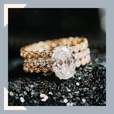 View 8 926 nsfw pictures and enjoy weddingringsshowing with the endless random gallery on scrolller.com. This Is The Average Carat Size For A Diamond Engagement Ring