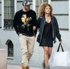 Just before training, karim benzema stopped by the press room. League Of Wags Special Cl Finale Real Madrid