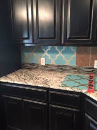 Peel And Stick Wallpaper For A Backsplash Maybe Not This Combination But An Interesting Idea To Spruce The Place Up Temporarily Unt Home Decor Home Home Diy