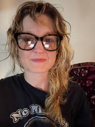 Single mom of two looking for an Inlaw unit or housing under 2000 Excellent  rental history Business owner Non smoking Thank you 🙏🏻