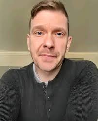 If anyone knows a women named Brittany Smith plz have her contact me Thank  you