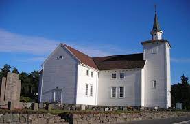 There are no trains to lyngdal but the train from stavanger to and from kristiansand stops at moi and sirdal which. Lyngdal Wikipedia
