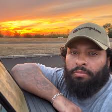 It shouldn't take 17yrs to hit max pay 💯5 yrs at the most