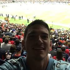 Eli Gage (@eligage33)