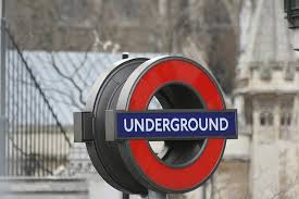Estimarile arata ca linia va transporta 75.000 de calatori pe ora, in ambele sensuri. 150 De Ani De Metrou Londonez Cateva Lucruri Fascinante Despre The Tube