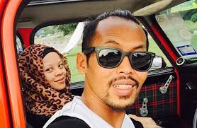 Listen to music by siti sarah on apple music. Siti Sarah Kini Sudah Berhijab