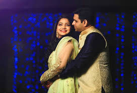 Engagement Photographers In Bangalore Phometo The Best Wedding Photographers In B Engagement Photographer Marriage Photography Wedding Photography Packages