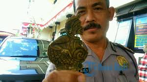 Ternyata Begini 4 Kesaktian Semar Mesem Yang Dibawa Jambret Spesialis Emak Emak Di Gianyar Tribun Bali