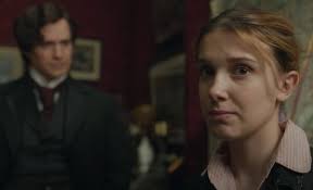 Henry Cavill y Millie Bobby Brown, hermanos y detectives en el tráiler de  Enola Holmes 2