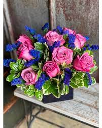 This 999 square foot house features 2 bedrooms and 1 bathroom. Knoxville Florist Flower Delivery By Crouch Florist Gifts
