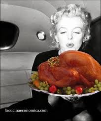 Clad in a pilgrim outfit with a shotgun in tow, the turkey probably wasn't. Thanksgiving Day A Casa Di Marilyn Monroe Paperblog