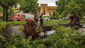 Das wetter in berlin (deutschland). Entspannung Nach Den Unwettern Kuhle Im Westen Warme In Berlin