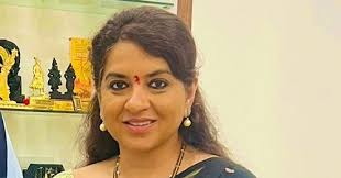 Shaina NC Joins Shiv Sena, Contesting from Mumbadevi in November 20  Maharashtra Assembly Election