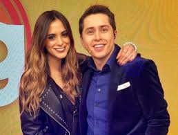 El ex chico pokemón ahora luce maduro con su participación en «mucho gusto» de mega y con su nueva relación de palabras con las que dejó claro que junto a la joven está todo bien y su romance va viento en popa. Feas Criticas Hacia Polola De Karol Lucero Tras Aparecer En Mucho Gusto