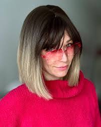 Simone Ellison's Instagram, Twitter & Facebook