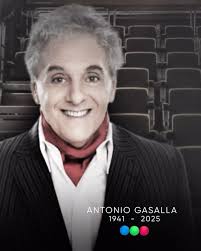 Telefe siempre será tu casa 🤍 vamos a recordarte con muchas risas, las que  nos supiste regalar a todos., Estaremos #SiempreJuntos ❤️, Antonio Gasalla  🕊️, 1941