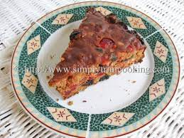 Just eggs, sugar, extract, flour and baking powder. A Delicious Fruity Christmas Cake
