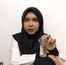 Usah gusar, salah satu cara untuk hilangkan jeragat adalah dengan memakai toner terbaik untuk jeragat. Cara Menghilangkan Dark Spot Di Muka Dalam Masa Dua Minggu