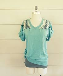 This diy halter cover up is chic enough to wear on the boardwalk and the beach. 37 Truly Easy No Sew Diy Clothing Hacks Cute Diy Projects