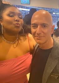 Glenn Cone's Instagram, Twitter & Facebook