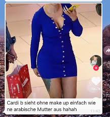 Whether you prefer to wear yours casually with trainers or glammed cardi made several stops at stores such as louis vuitton. Chrisikonriaschenbergi Egj Sampler Psychose On Twitter Taktik Asche Schaut So Und Jeder Ist Verliebt Dann Kommt Cardi B Ungeschminkt Und Dann Sind Die Angreifer Verwirrt Und Haben Angst Und Dann Kommen Kolle