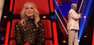 Ilse delange zou in de toekomst zomaar eens coach kunnen worden van the voice of germany, de duitse versie van the voice of holland. Senior Makes Every Judge Turn Their Chair With First Note