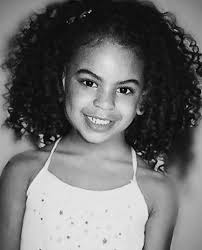 Beyonce S And Jay Z S Daughter Blue Ivy She Looks Exactly Like Her Mama She S So Pretty Beyonce Blue Ivy Blue Ivy Carter