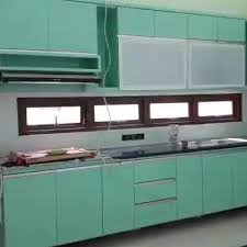 Salah satu cara untuk memiliki dapur yang indah adalah dengan menambahkan kitchen set aluminium di dalamnya sehingga proses memasak menjadi lebih menyenangkan untuk dilakukan. Toko Kitchen Set Bandung Warna Hijau Tosca Seperti Ini Membuat Tampilan Dapur Kamu Jadi Lebih Menarik Dan Fresh Pemilihan Warna Yang Segar Cocok Buat Ditempatkan Didapur Warna Cerah Membuat Kesan Dapur