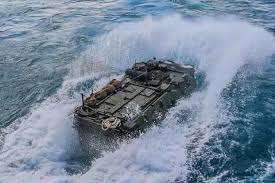 marine aav hit rough seas, rapidly took