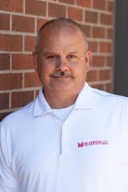 Eric Leisner's Instagram, Twitter & Facebook