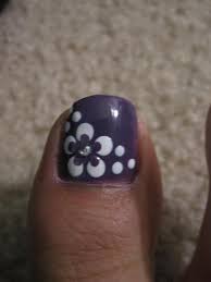 Finde diesen pin und vieles mehr auf pedicure von santos williams. N Ail A Rt I N L Ife Simple Flowers Flower Toe Nails Toe Nails Pedicure Nail Art