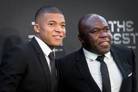 Kylian mbappe biography with nationality, transfer, fifa 18. Kylian Mbappe Et L Importance De L Entourage Dans Sa Carriere