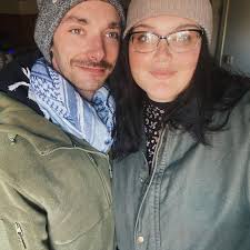 Are there any meal prep/meal delivery places or restaurants around here  that offer great family style meals? Most of the places I am finding offer  only individual meals.